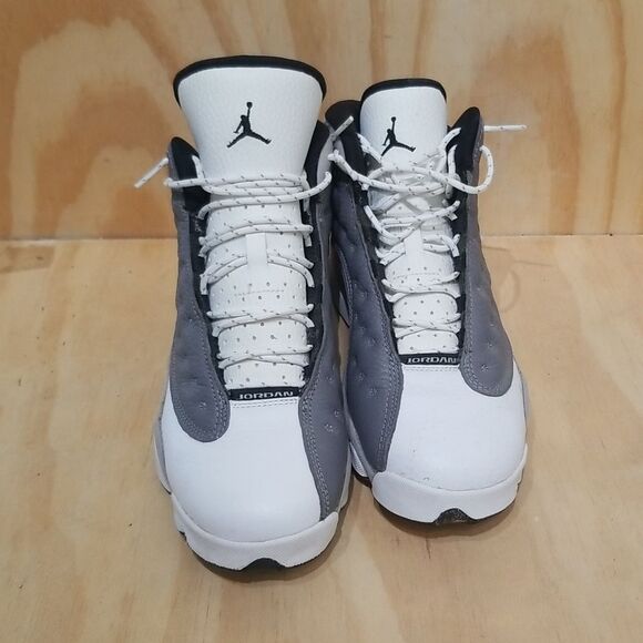 Jordan 13 Retro Atmosphere Grey 2019 Wmn's Size 9, Mens/Boys 7 - Picture 2 of 7